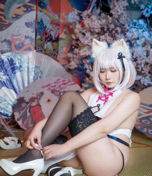 《漂亮的女邻居6》三级_720高清视频播放